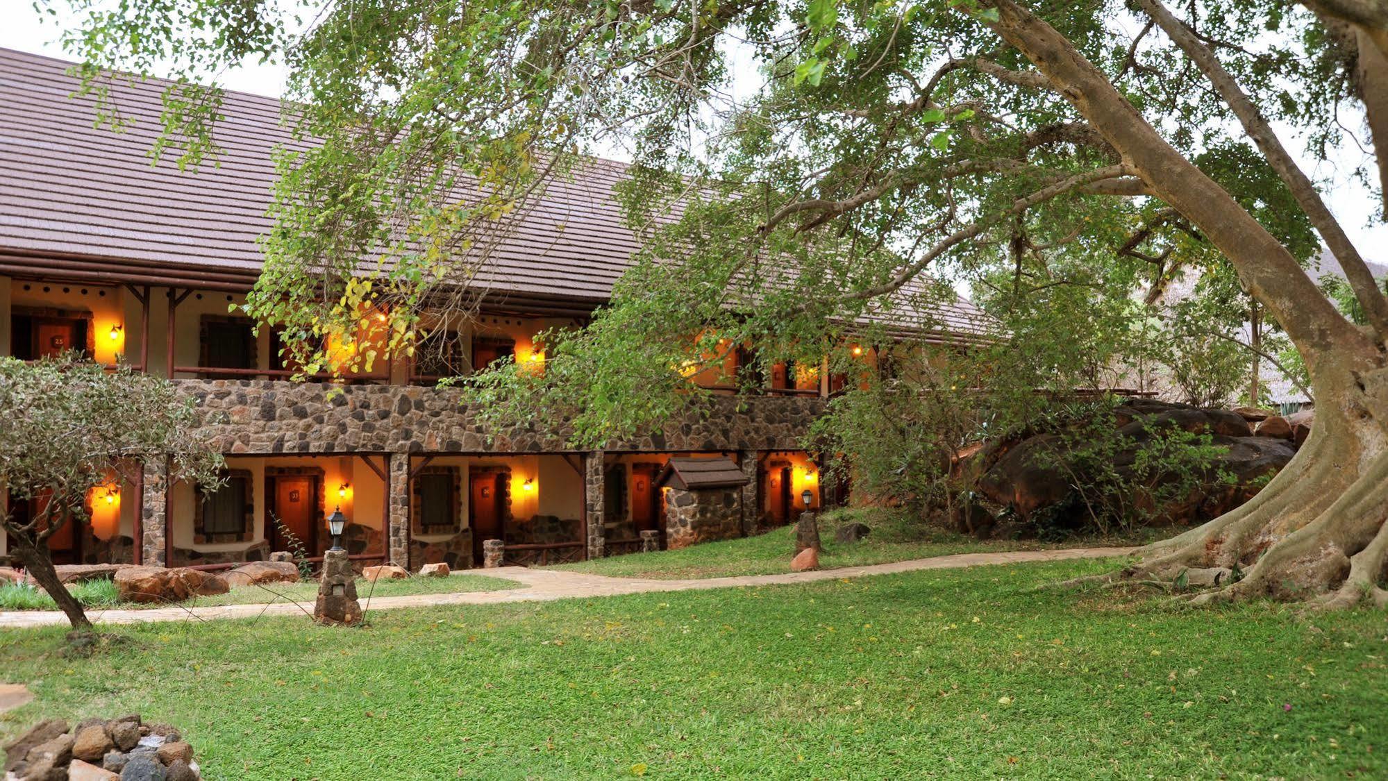 Kilaguni Serena Safari Lodge Tsavo Kültér fotó